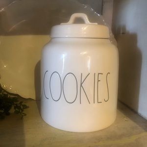 NWT Rae Dunn Cookies canister.